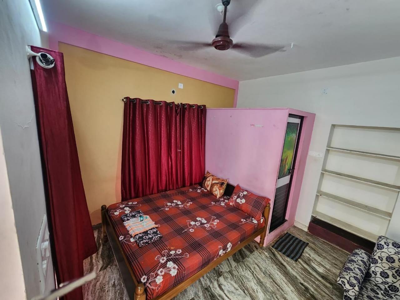 Guest Nest Hotel Манипала Екстериор снимка